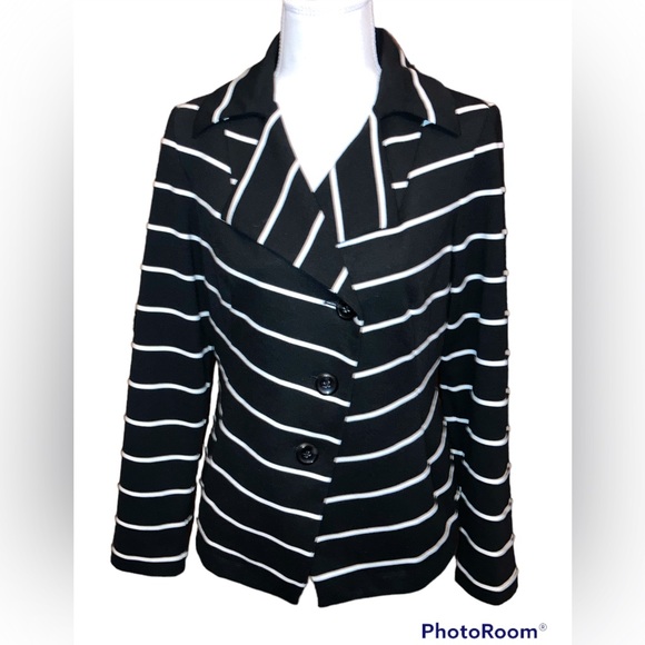NWT Chico’s Stripe Knit Jacket - Picture 5 of 12